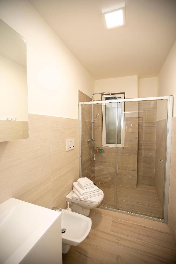 Covaciu Aparthotel Cluj-Napoca Buitenkant foto