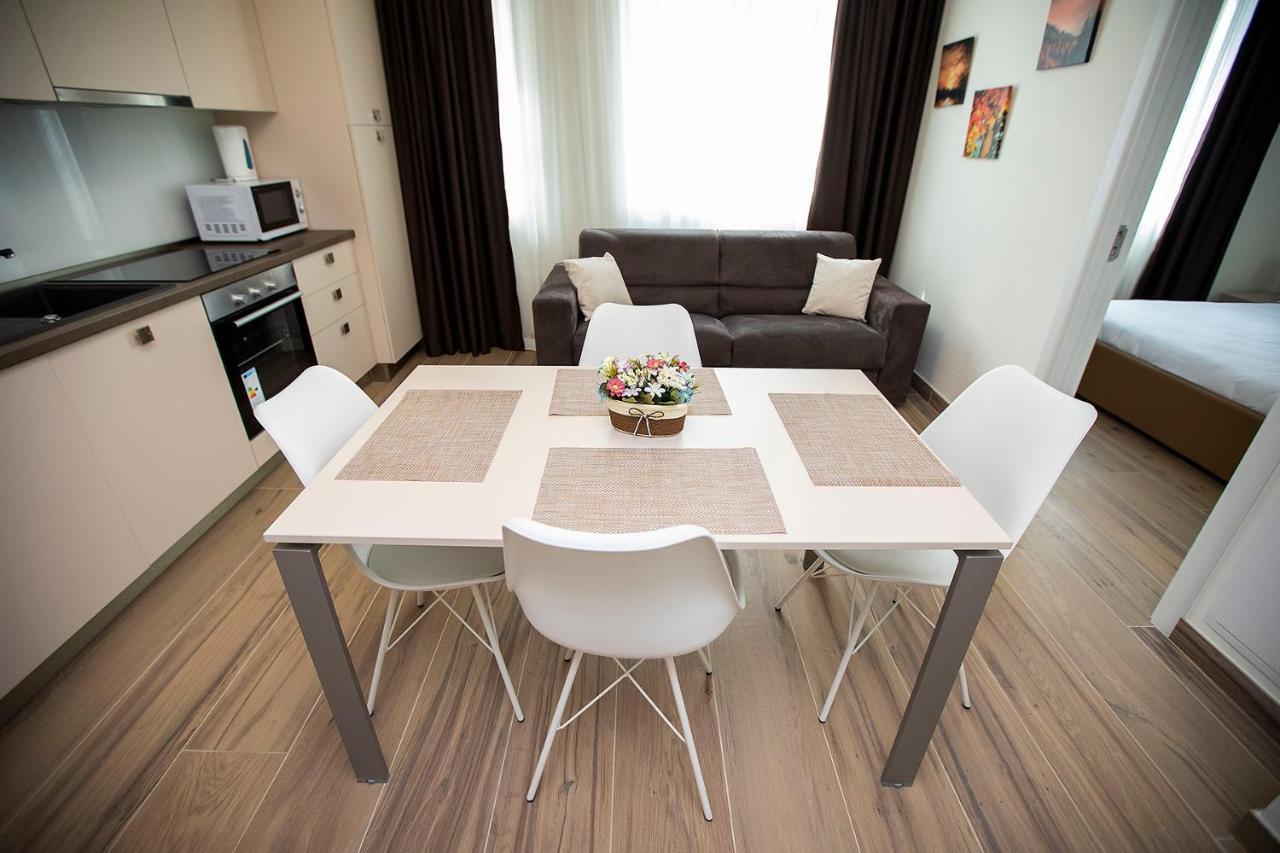 Covaciu Aparthotel Cluj-Napoca Buitenkant foto